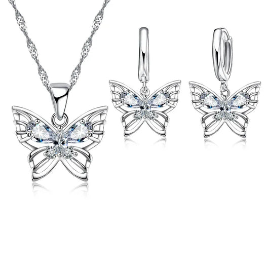 A stunning 925 sterling silver jewelry set